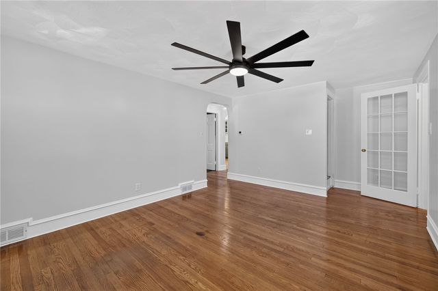 122 Dewey Avenue, Pawtucket, RI 02861