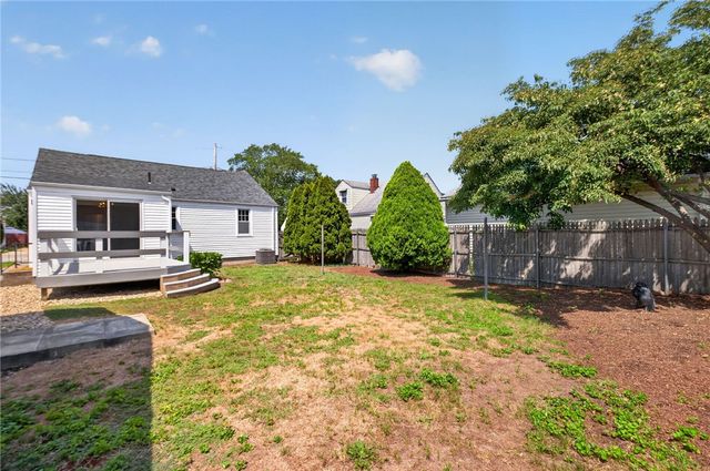 122 Dewey Avenue, Pawtucket, RI 02861