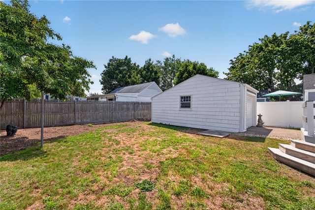 122 Dewey Avenue, Pawtucket, RI 02861