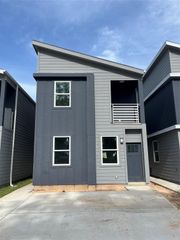 19110 - A&B Sears Drive, Houston, TX 77338