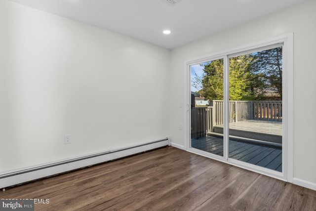 3 MADRAS CT, Toms River, NJ 08757