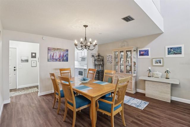 2225 CYPRESS COURT 2C, Tavares, FL 32778