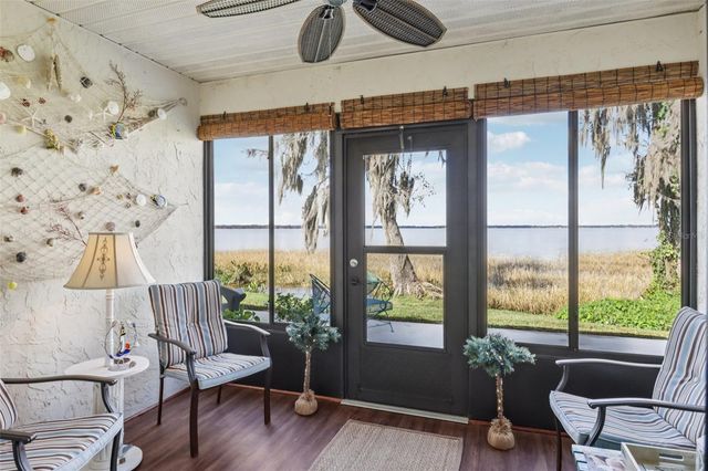 2225 CYPRESS COURT 2C, Tavares, FL 32778