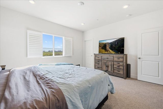 14864 Oakville Ln, Sloughhouse, CA 95683