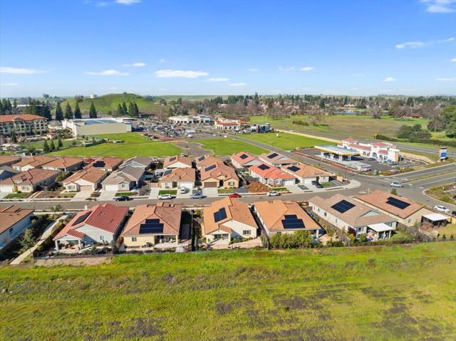 14864 Oakville Ln, Sloughhouse, CA 95683