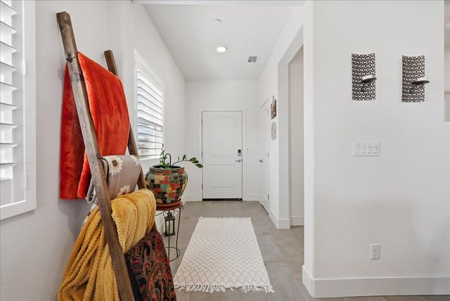 14864 Oakville Ln, Sloughhouse, CA 95683