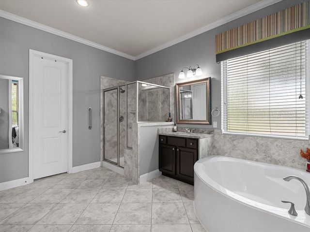 5323 Savannah Bend Drive, Rosharon, TX 77583