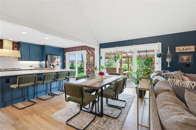 2601 W 121st Street, Leawood, KS 66209
