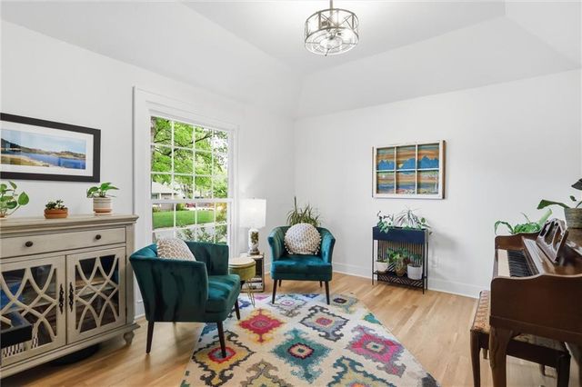 2601 W 121st Street, Leawood, KS 66209