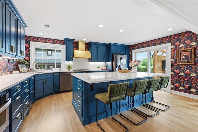 2601 W 121st Street, Leawood, KS 66209