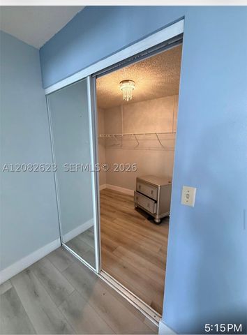 10151 SW 9th Ln 10151, Pembroke Pines, FL 33025