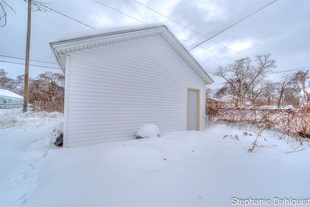 326 Mason Avenue, Muskegon, MI 49441