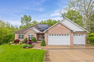 5 Chariot Ct., Glen Carbon, IL 62034