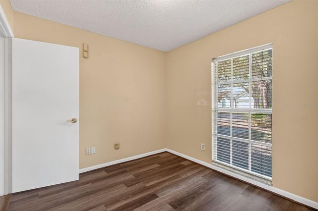 9761 FOX CHAPEL ROAD, Tampa, FL 33647