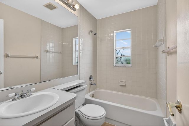 9761 FOX CHAPEL ROAD, Tampa, FL 33647