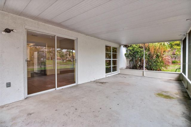 9761 FOX CHAPEL ROAD, Tampa, FL 33647