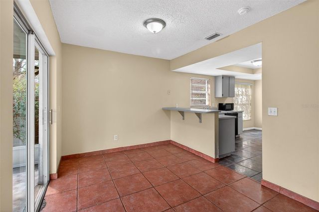 9761 FOX CHAPEL ROAD, Tampa, FL 33647