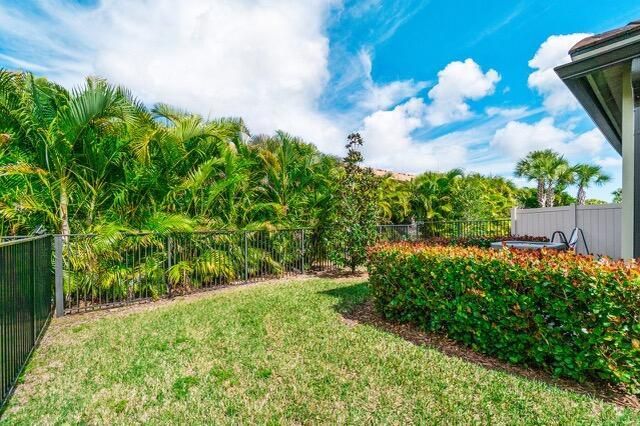 8301 Catria Lane, Lake Worth, FL 33467