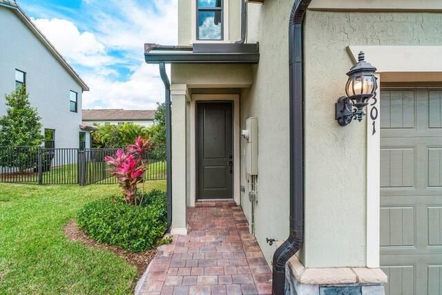 8301 Catria Lane, Lake Worth, FL 33467
