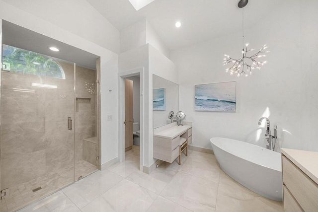 215 Island Drive, Jupiter, FL 33477