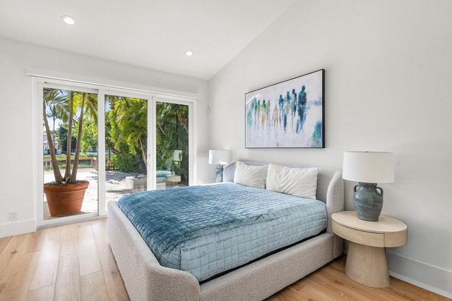 215 Island Drive, Jupiter, FL 33477