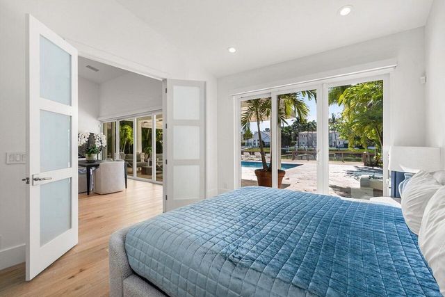 215 Island Drive, Jupiter, FL 33477