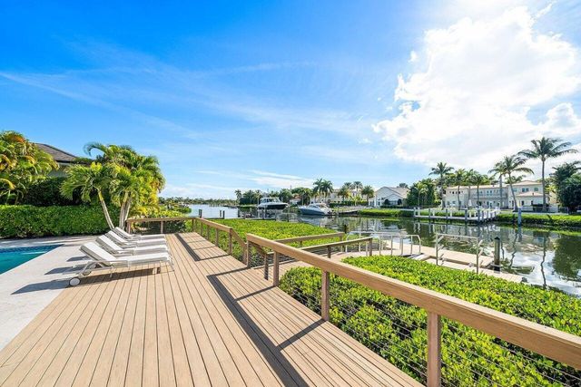 215 Island Drive, Jupiter, FL 33477