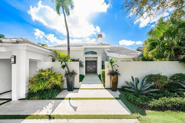 215 Island Drive, Jupiter, FL 33477