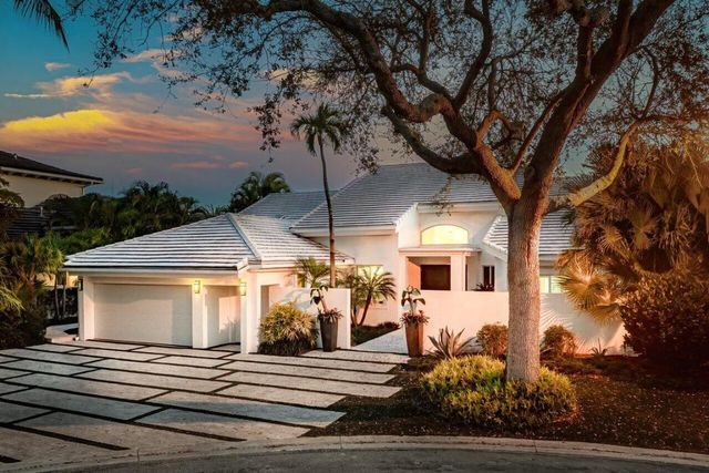 215 Island Drive, Jupiter, FL 33477