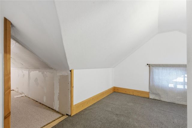 71 Central Avenue NE, Swisher, IA 52338