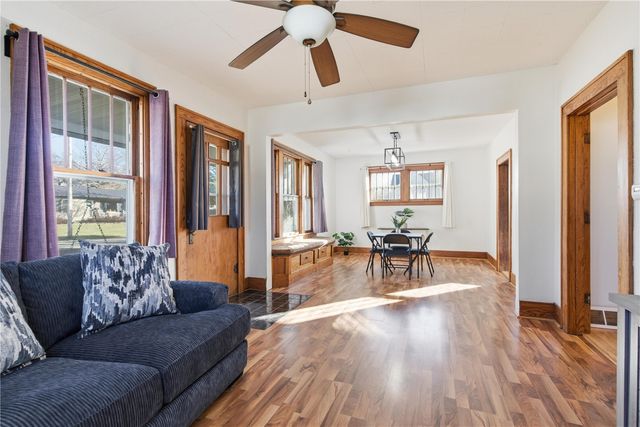 71 Central Avenue NE, Swisher, IA 52338