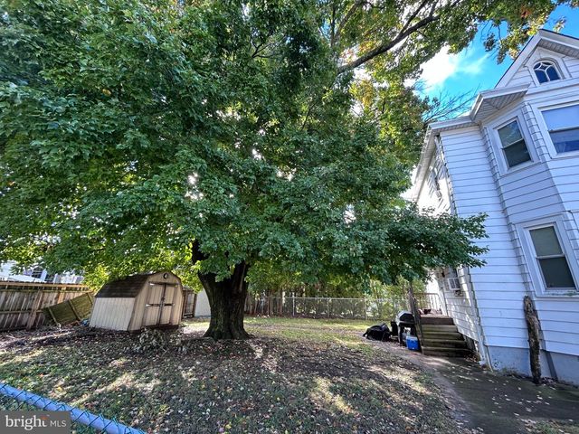 102 MARSHALL AVE, Hamilton, NJ 08610