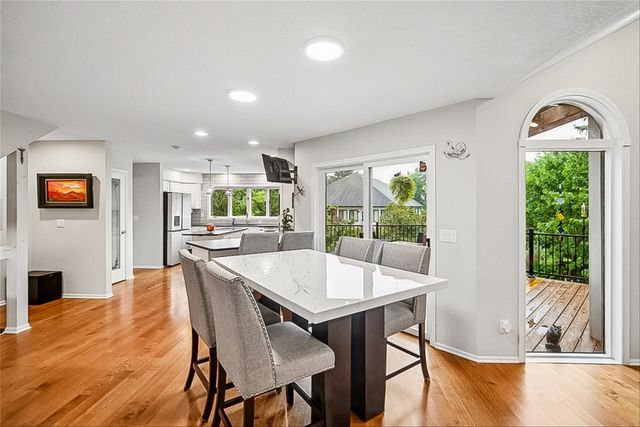 1601 S 43rd Street, West Des Moines, IA 50265