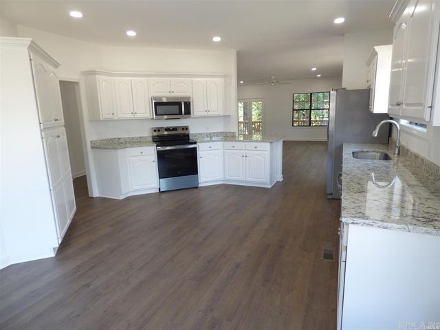106 CREEKVIEW, Hot Springs, AR 71913