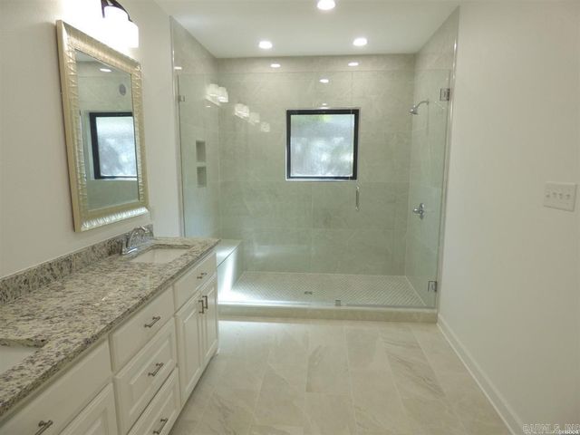 106 CREEKVIEW, Hot Springs, AR 71913