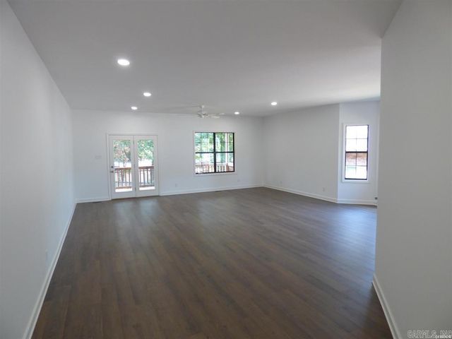 106 CREEKVIEW, Hot Springs, AR 71913