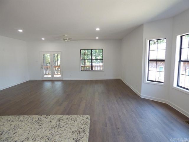 106 CREEKVIEW, Hot Springs, AR 71913