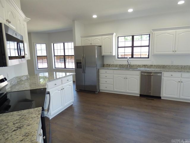 106 CREEKVIEW, Hot Springs, AR 71913