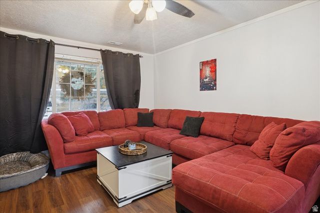 1018 SARA LN, Ogden, UT 84404