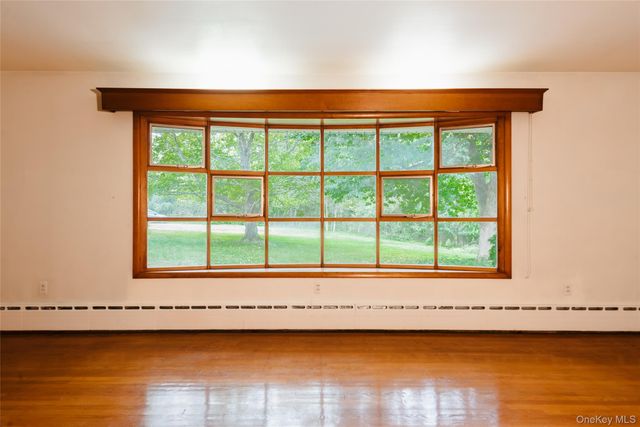 13 Edgewood Drive, New Paltz, NY 12561