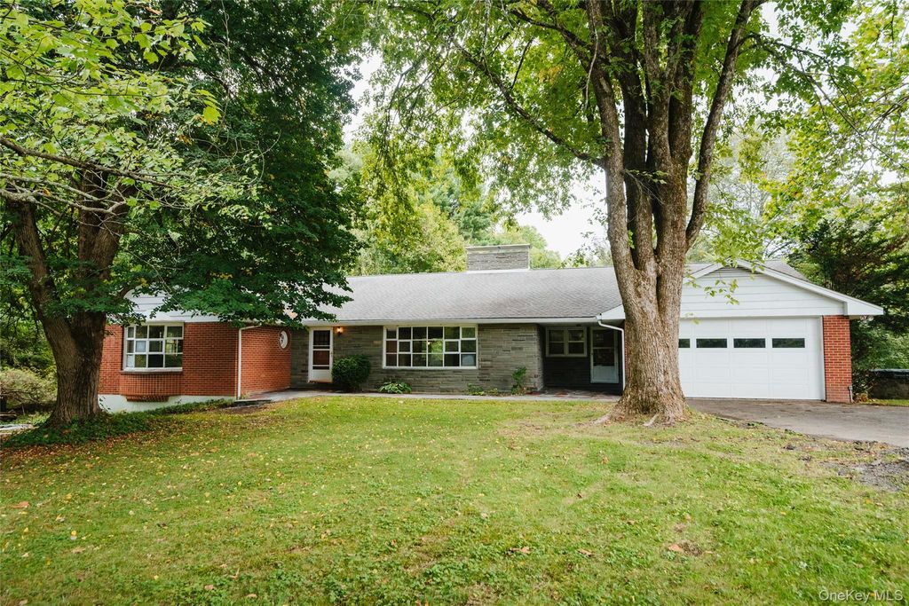 13 Edgewood Drive, New Paltz, NY 12561