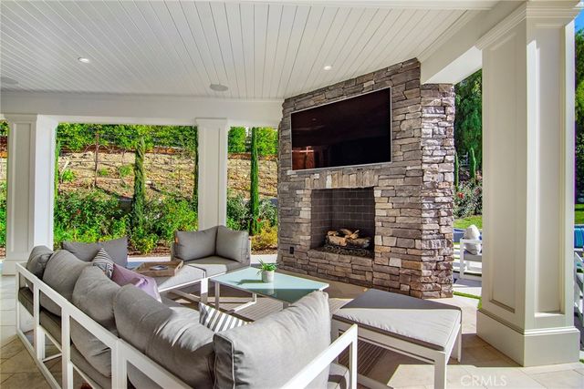 5546 JED SMITH Road, Hidden Hills, CA 91302