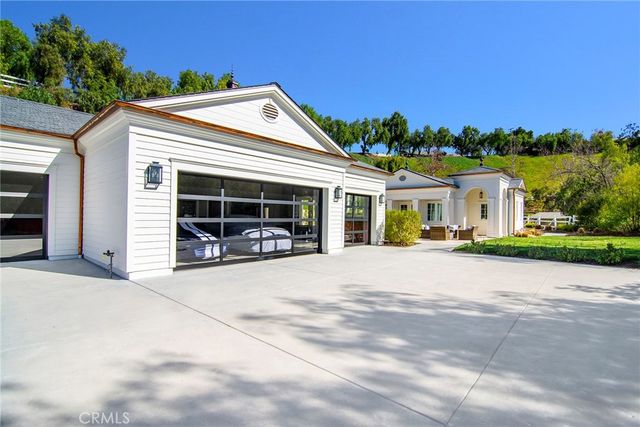 5546 JED SMITH Road, Hidden Hills, CA 91302
