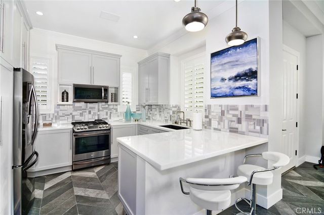 5546 JED SMITH Road, Hidden Hills, CA 91302