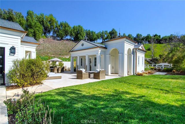 5546 JED SMITH Road, Hidden Hills, CA 91302