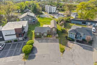 2809 Azalea Pl, Nashville, TN 37204