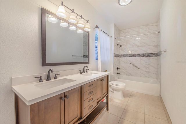 6 E MAGNOLIA STREET, Davenport, FL 33837