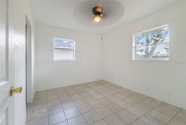 6 E MAGNOLIA STREET, Davenport, FL 33837
