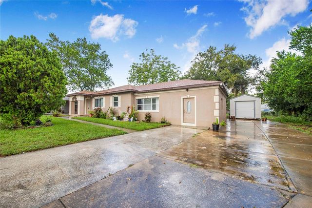 6 E MAGNOLIA STREET, Davenport, FL 33837