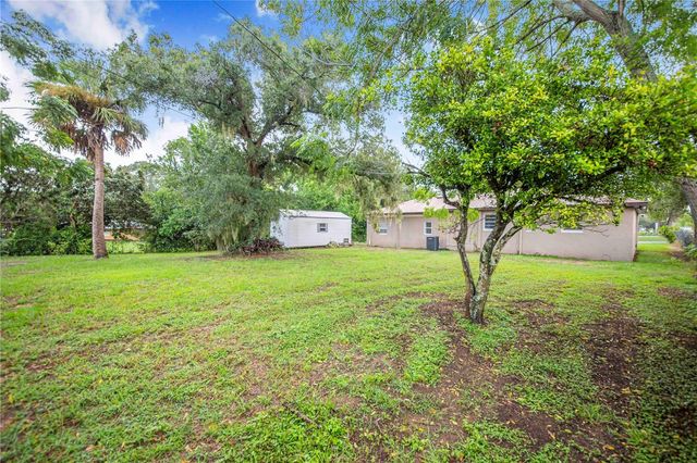 6 E MAGNOLIA STREET, Davenport, FL 33837